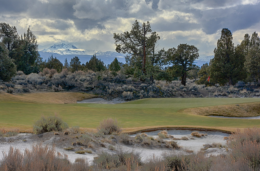 The 14th Green on the Nicklaus Course at Pronghorn Golf Club