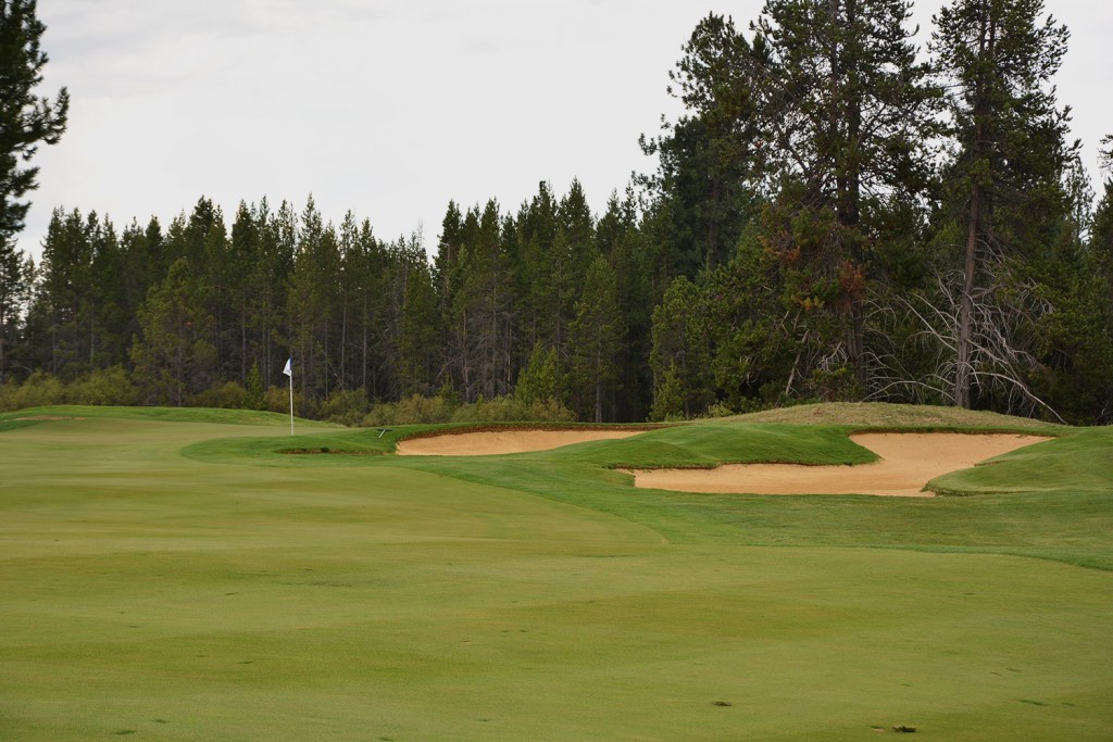 Approach shot on hole 15 at Crosswater Golf Club in Sunriver, Oregon