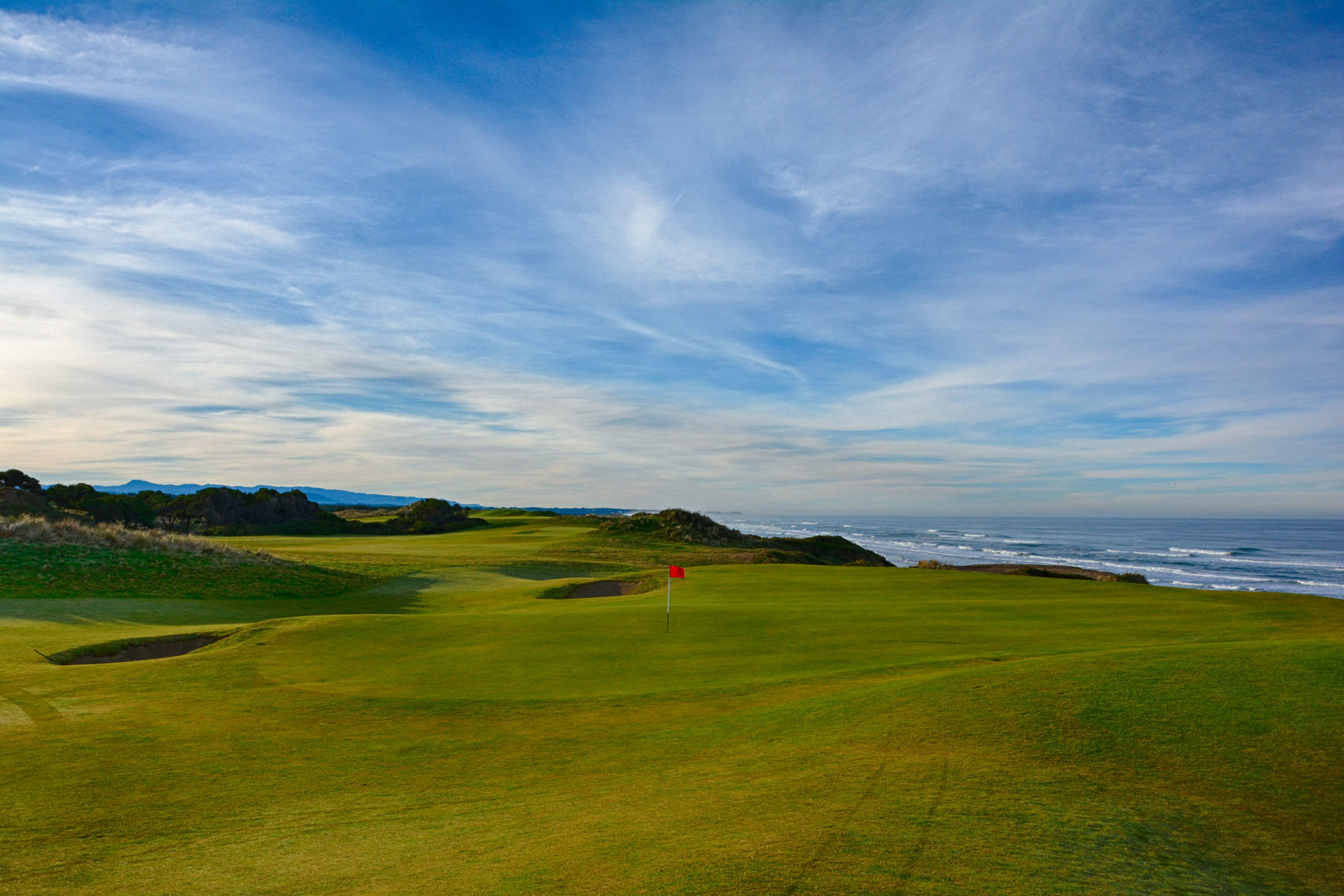 Looking back at the 4th on Bandon Dunes