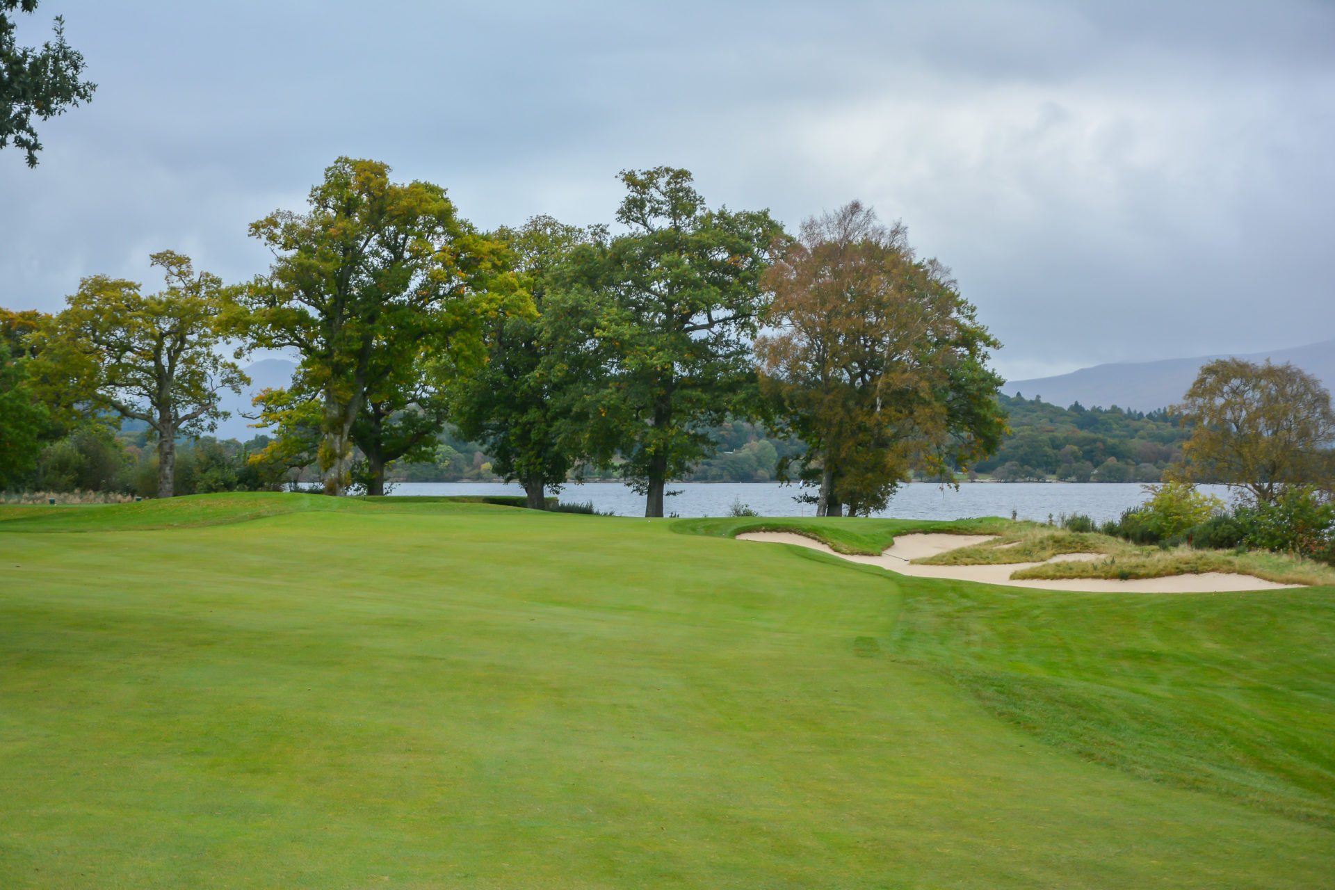 The approach shot on the 7th hole at Loch Lomond.