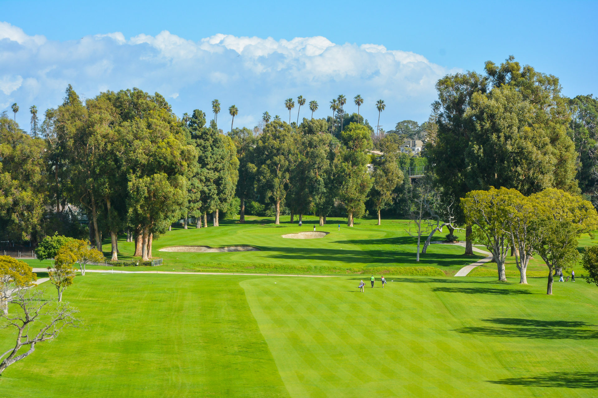 Riviera Country Club Hole 1 - Breaking Eighty