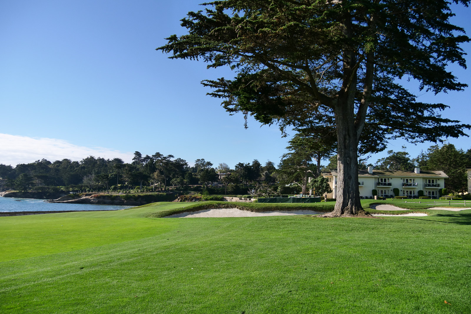 Approach on 18 at Pebble.