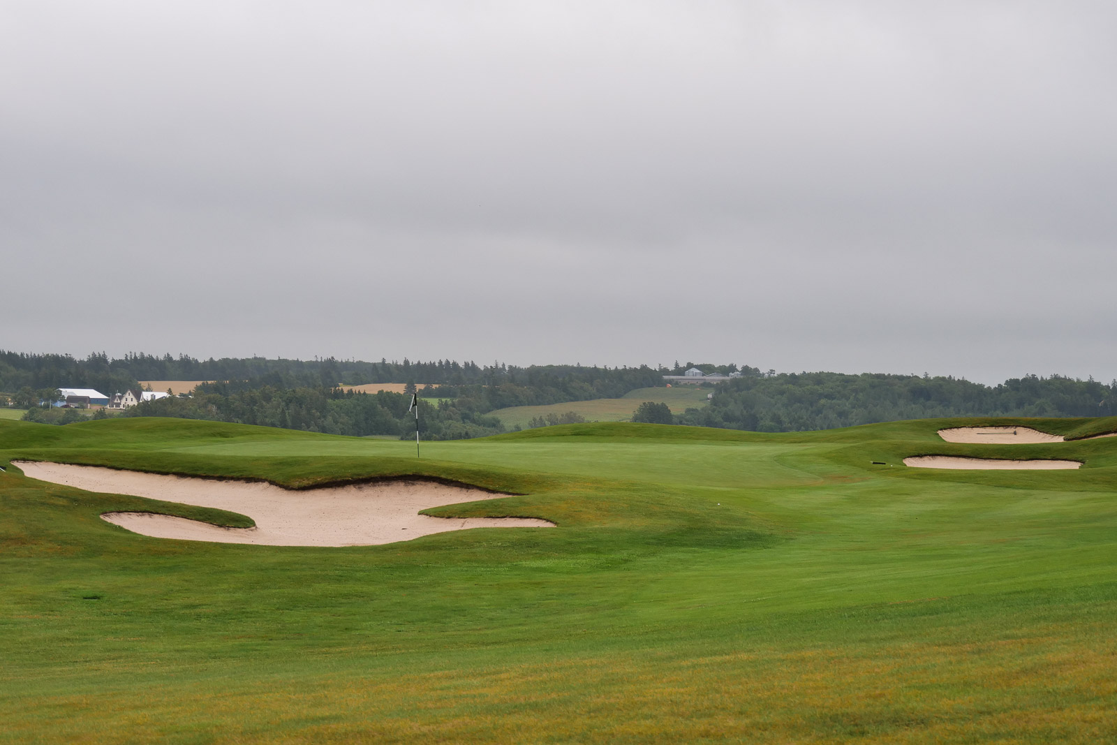 The green of the par 3, 3rd at Glasgow Hills