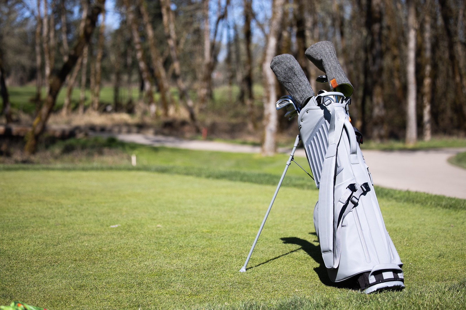 The Benefits of Using a Pencil Golf Bag