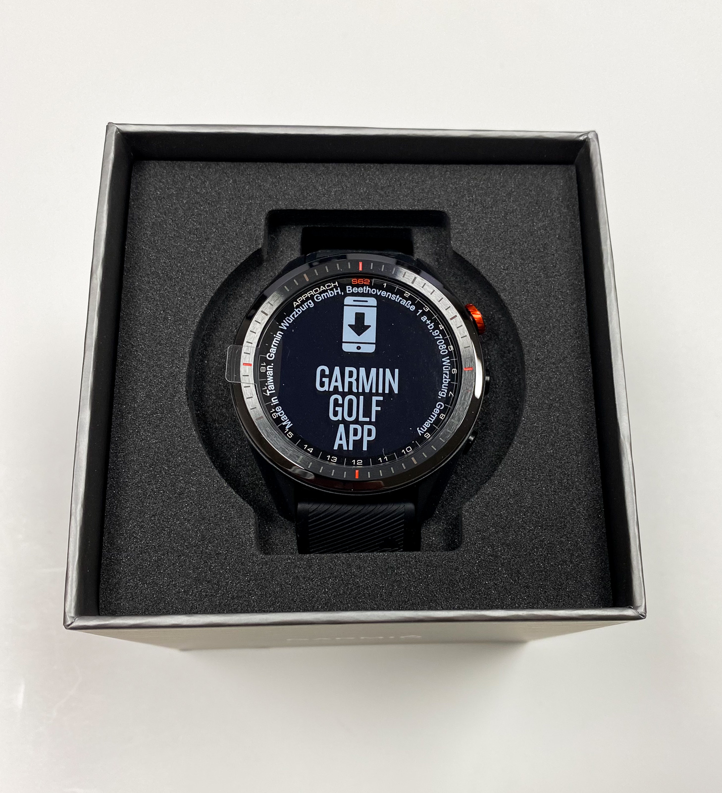 Garmin GPS Golf Watch Review: Is It Worth