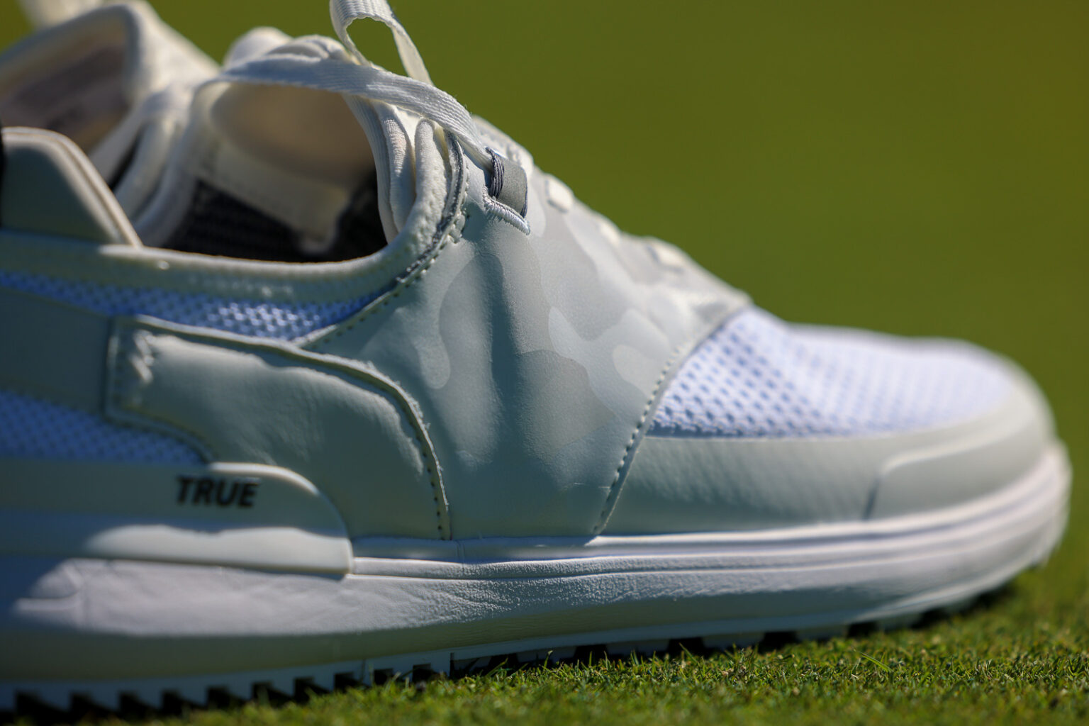 TRUE Linkswear Lux Hybrid Review An Instant Classic