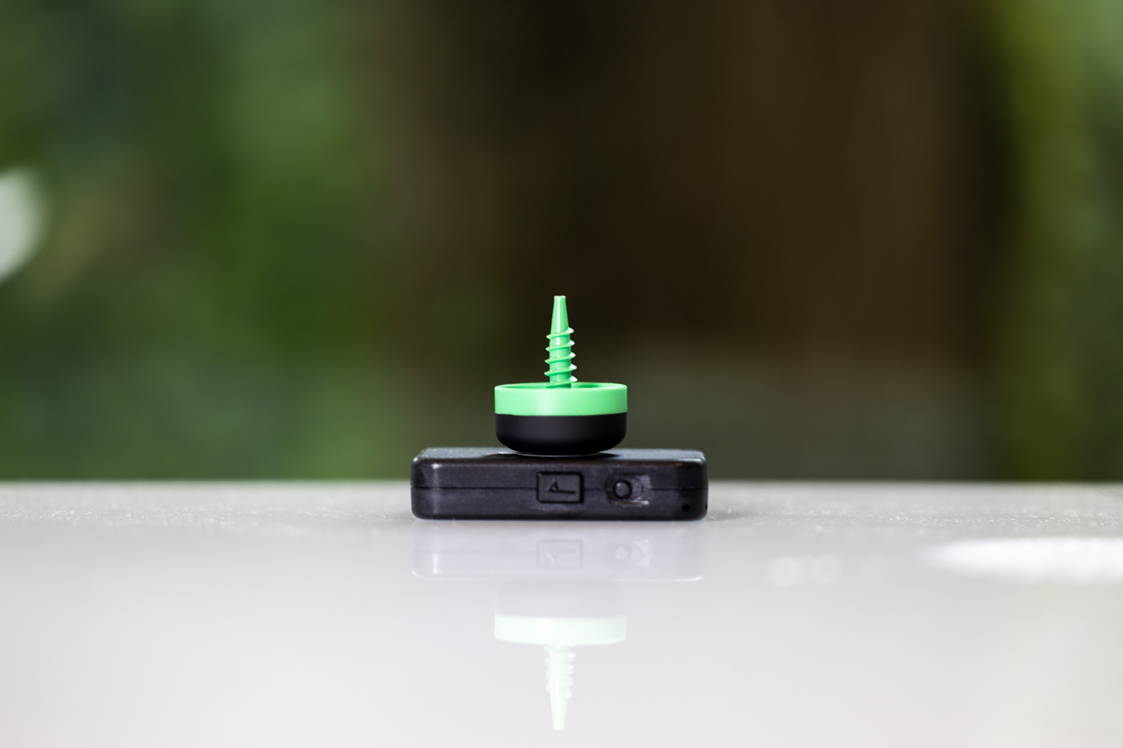 An Arccos Sensor and Arccos Air.