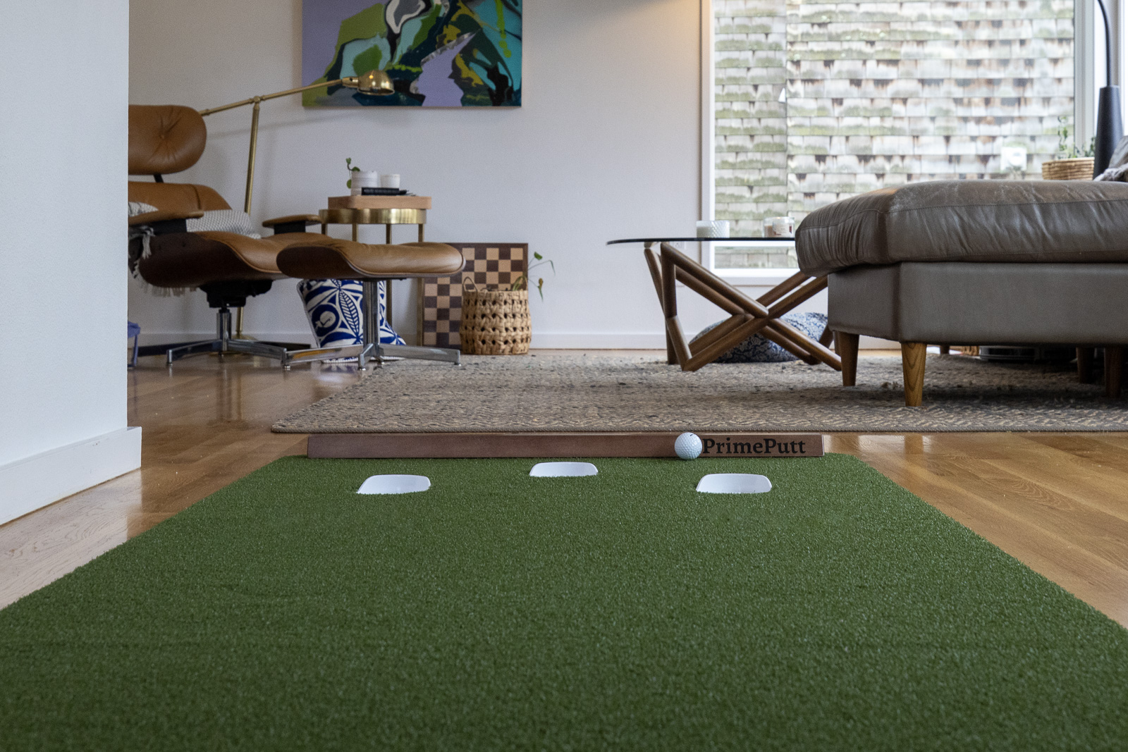 Indoor Putting Mat vs. Outdoor Putting Green: What's Best? – PrimePutt