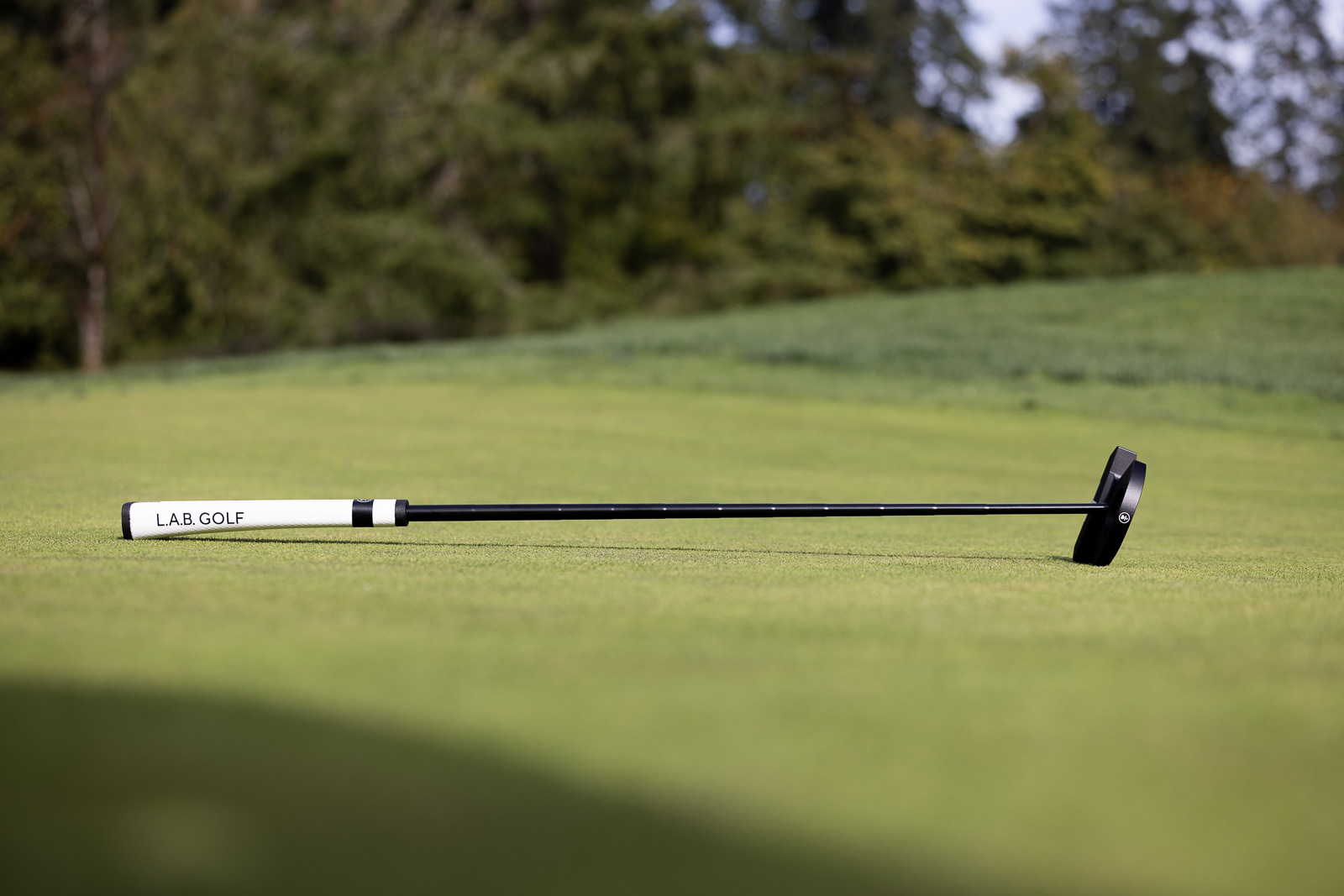 L.A.B. Golf DF3 Putter Review: A Golf Cheat Code?