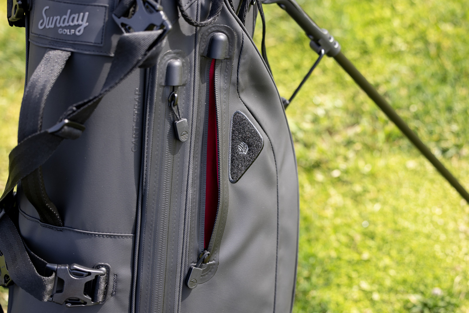 Sunday Golf Storm Ryder Waterproof golf bag