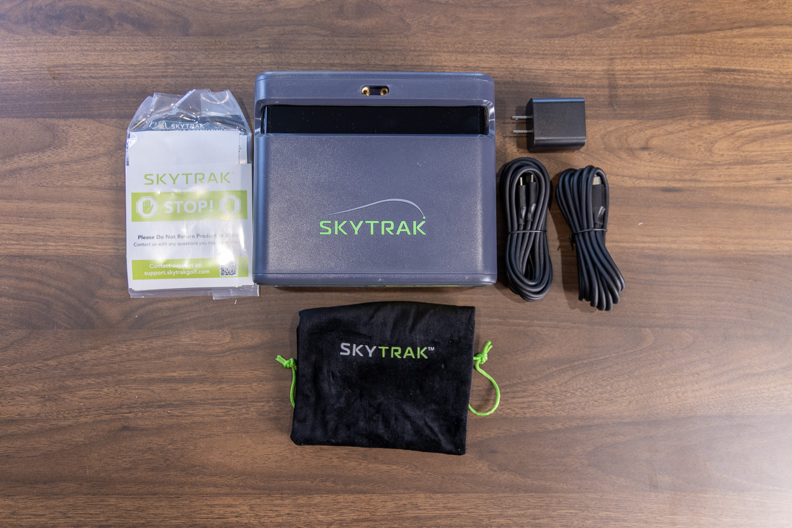 SkyTrak ST Max What's in the Box