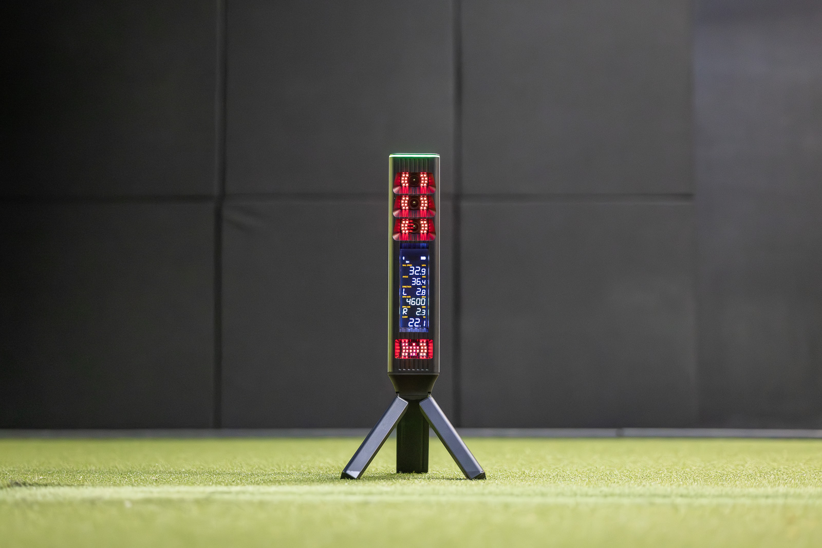 The Square Omni launch monitor