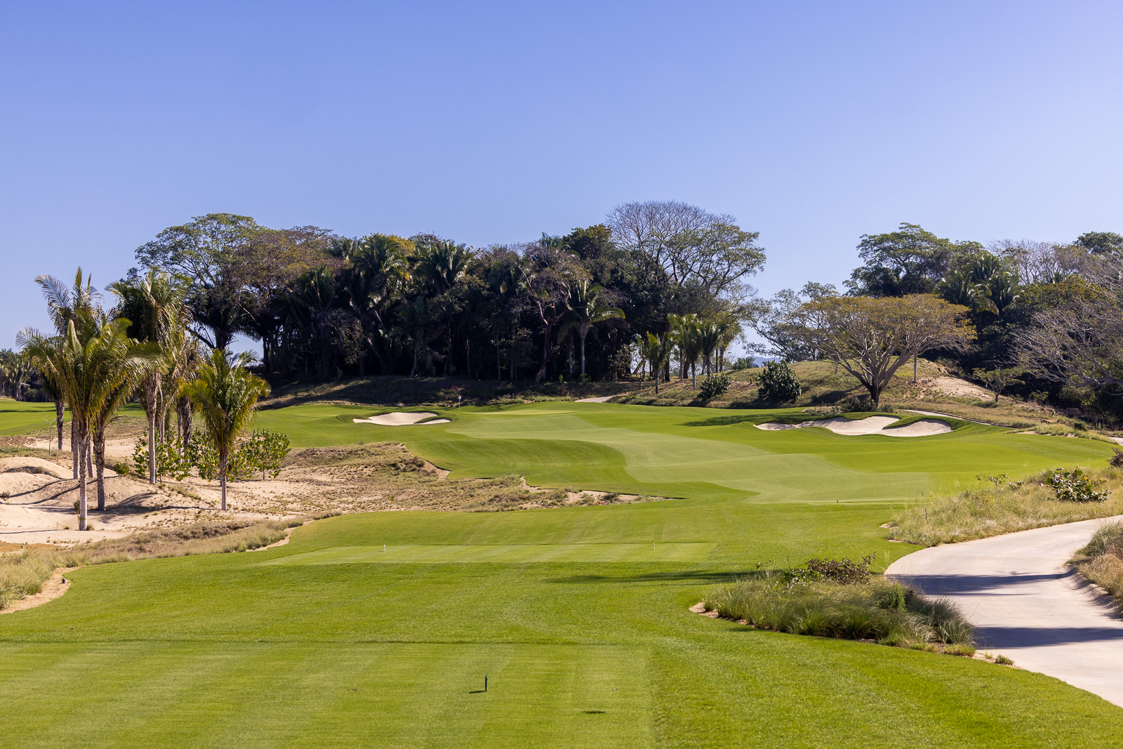 Nauka Golf Course Hole 3