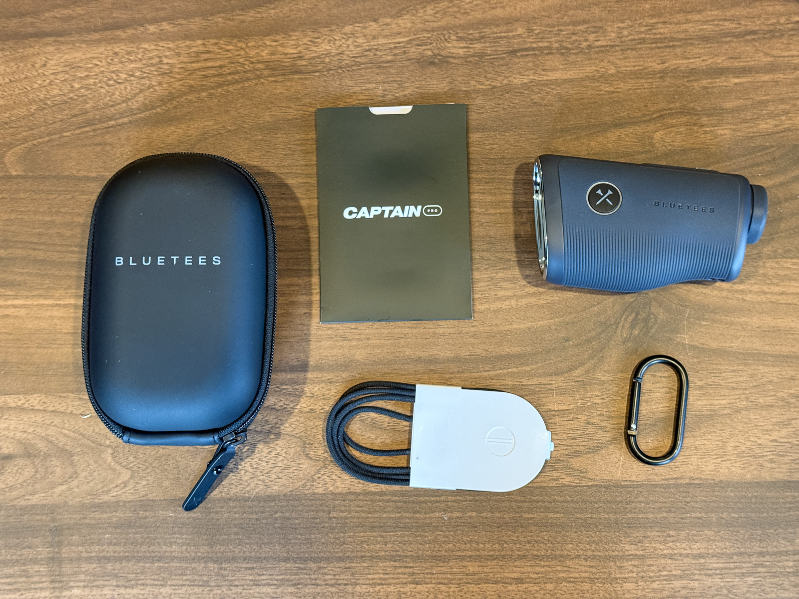 Blue Tees Captain Pro Rangefinder box contents