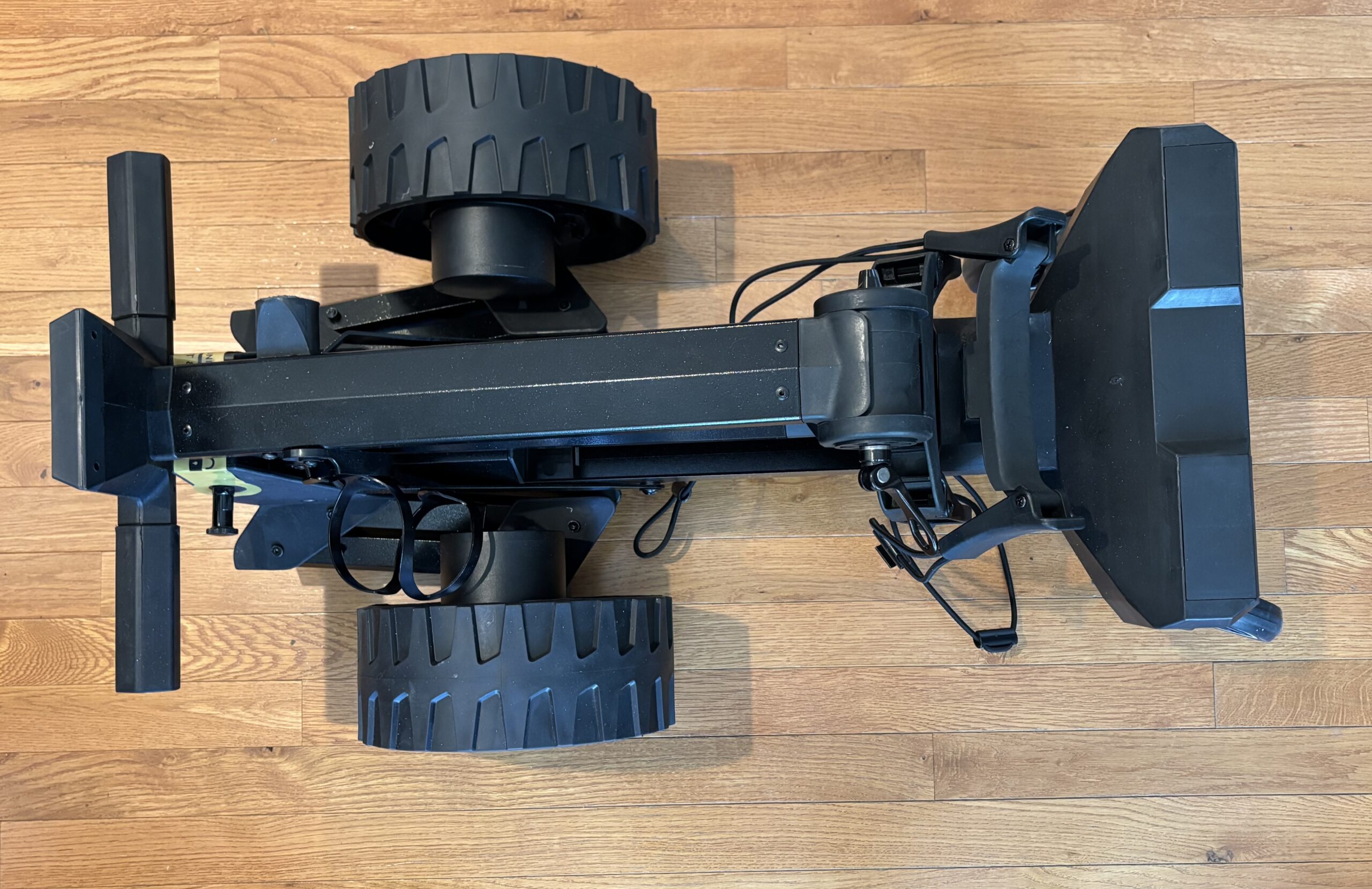 GOZO Auto-Follow Golf Caddy