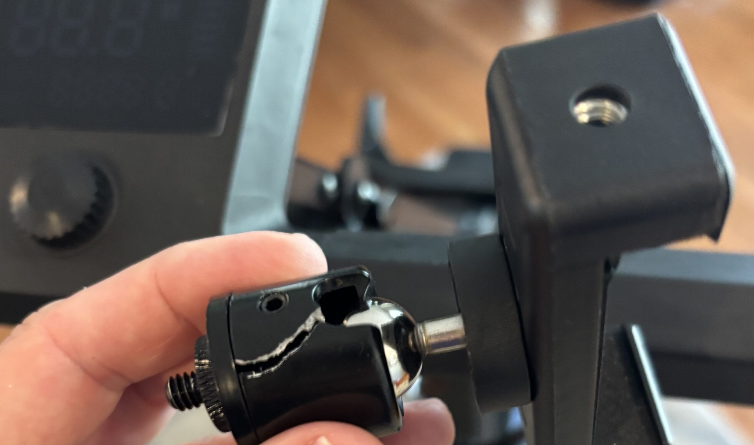 GOZO Auto-Follow Golf Caddy phone holder