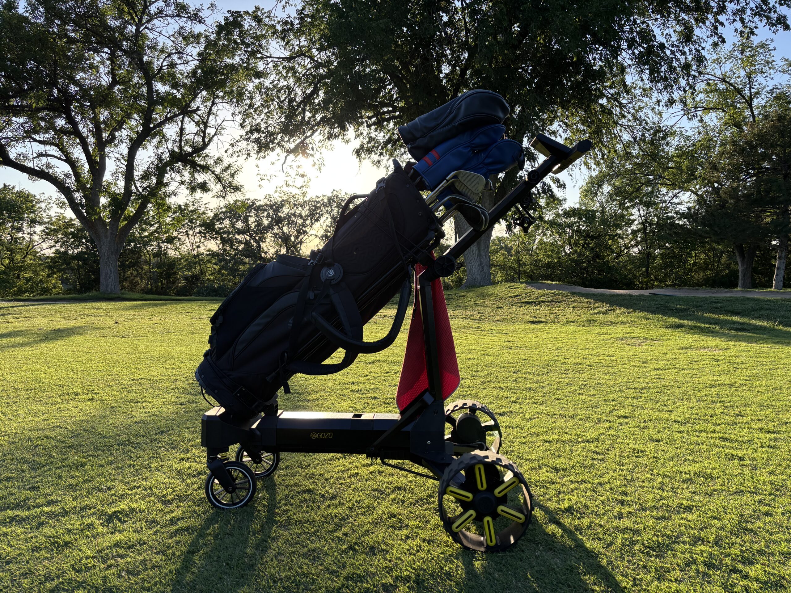 GOZO Auto-Follow Golf Caddy