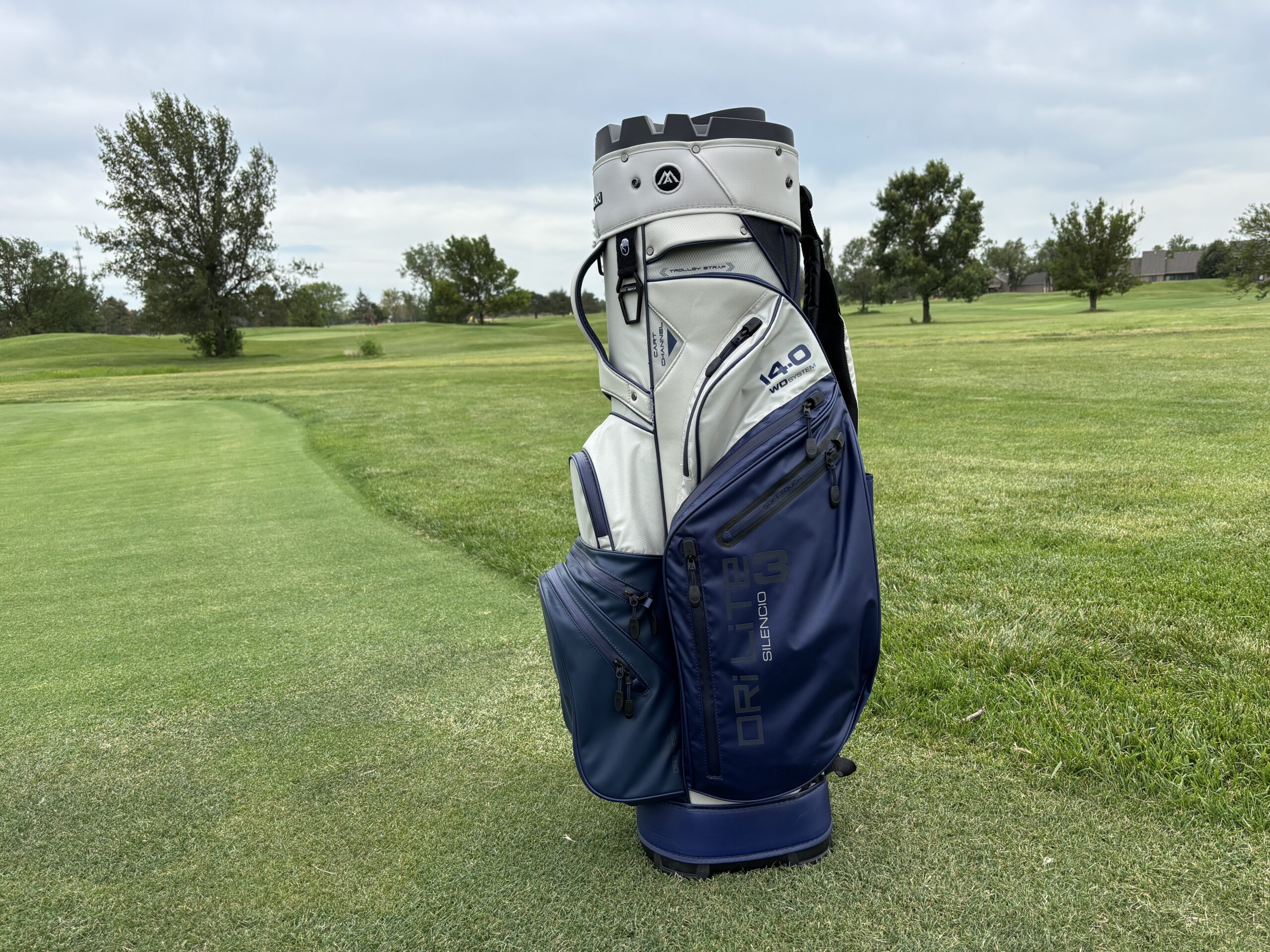 Big Max Dri Lite Silencio 3 Golf Cart Bag