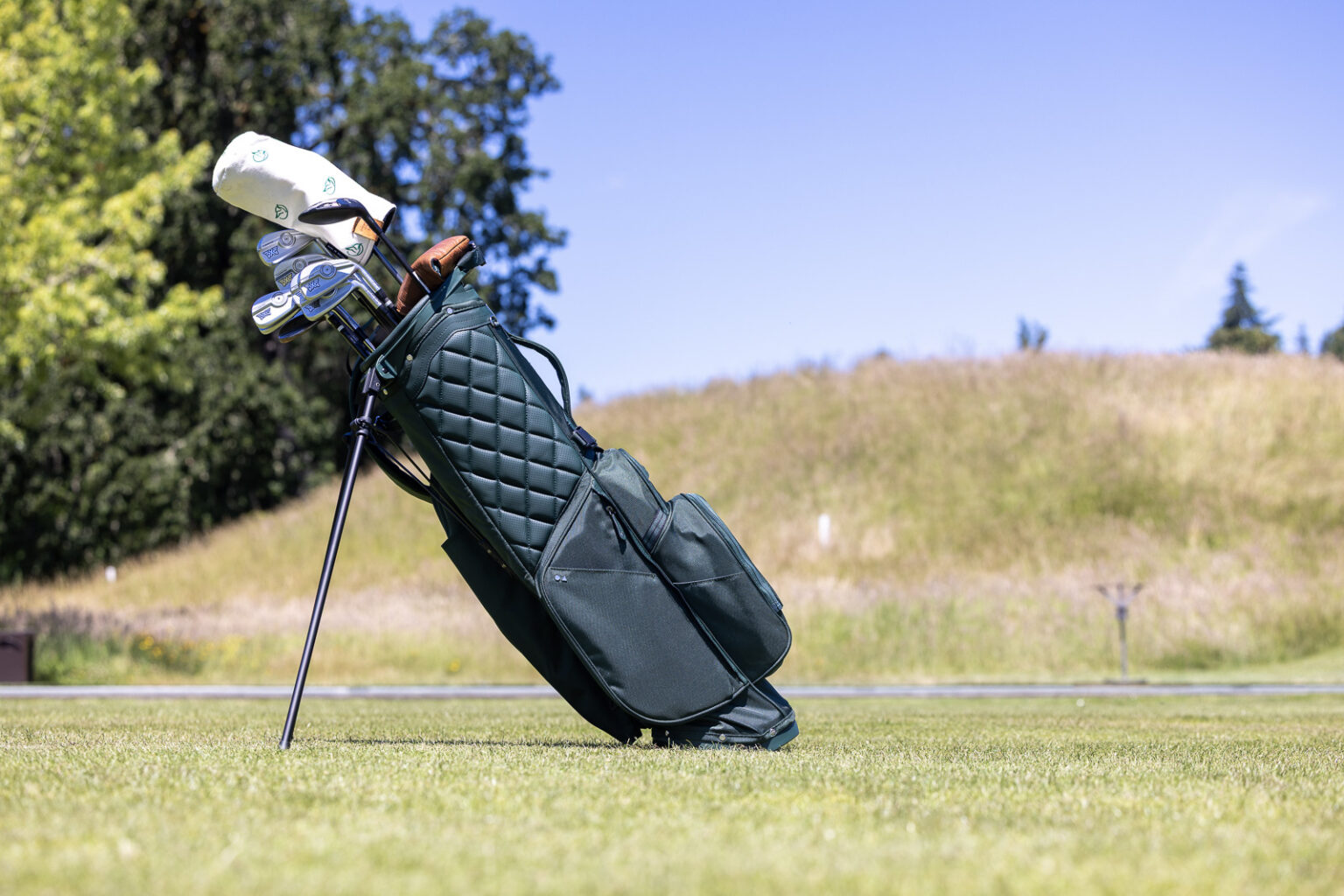 The Sun Mountain Matchplay Ballistic is a Beautiful Golf Bag